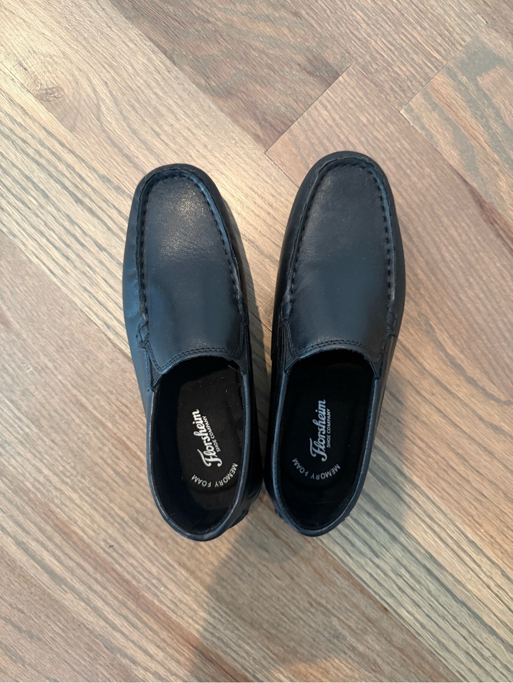 Florsheim Black Leather Slip-On Moccasin Loafers size 3.5 Boys